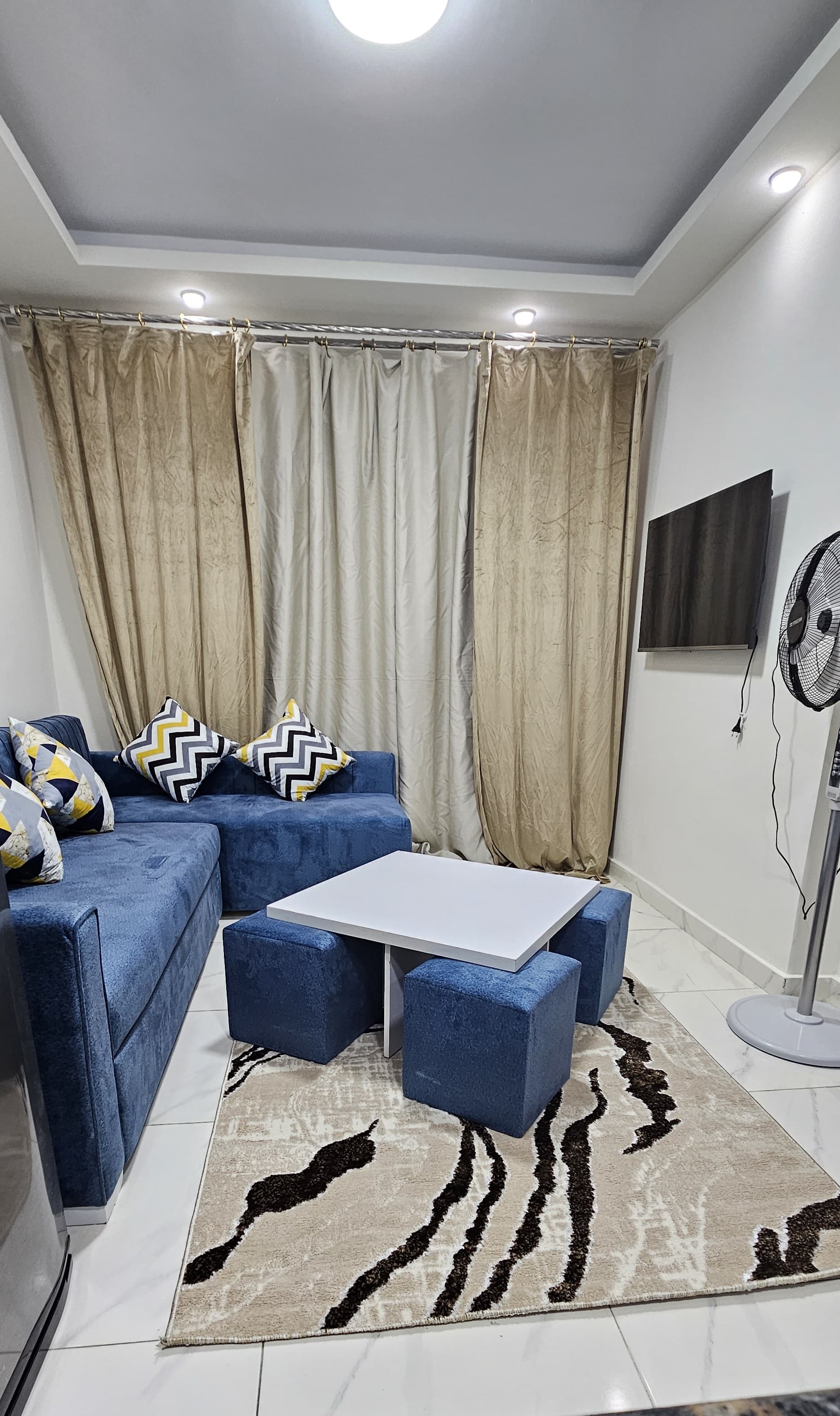 A distinctive studio in Porto Golf image 4
