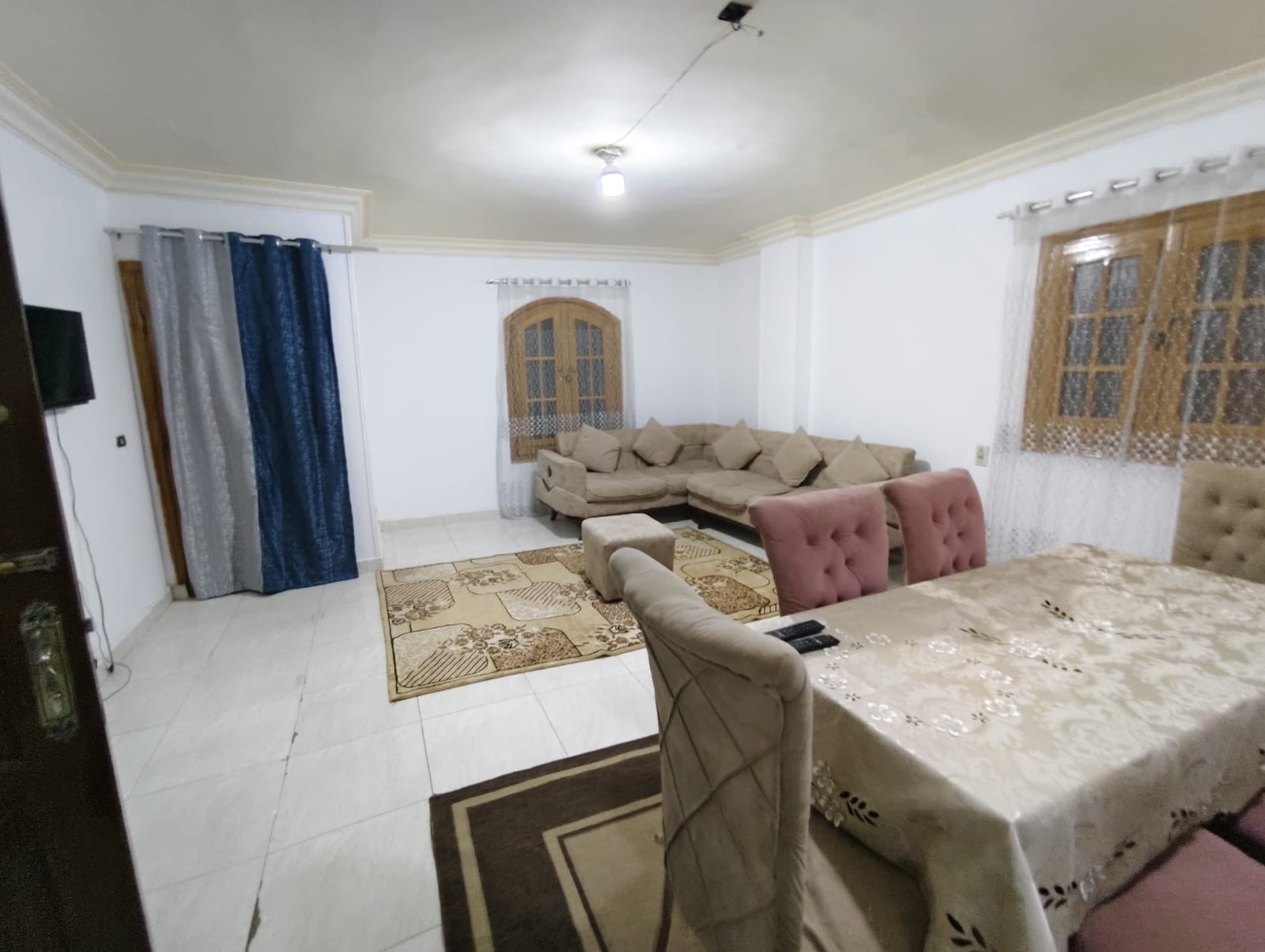 Fully furnished apartment for rent in the Second District, 6th of October City image 4
