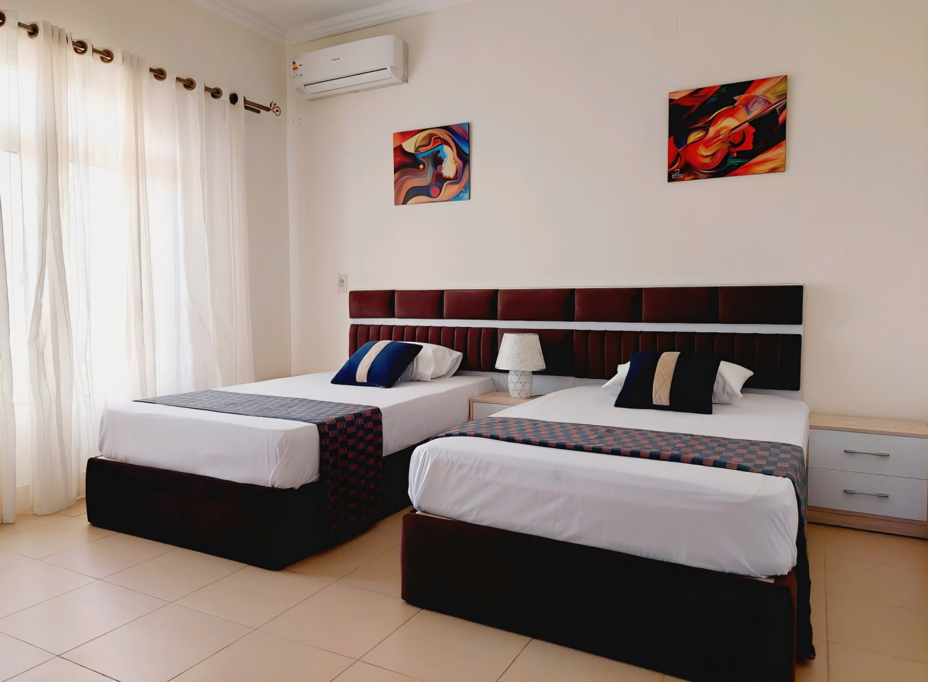 Villa for rent in Marina 5, first row to the sea, with an open panoramic view image 3