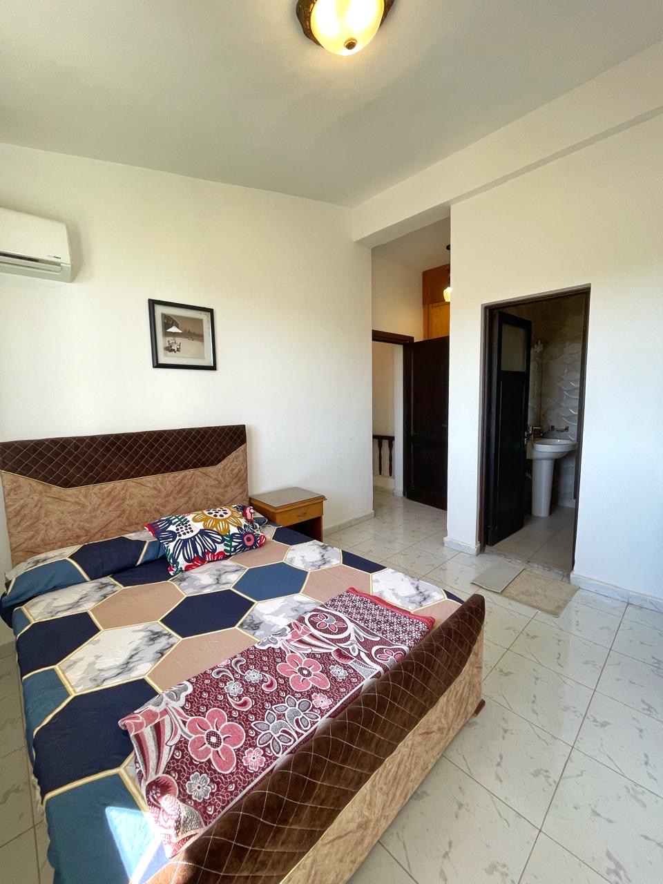 Modern luxury villa in Marina 5, North Coast image 3