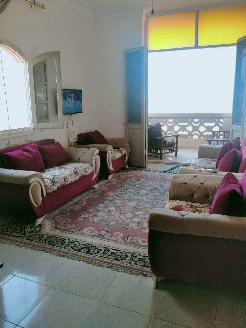 Al-Mudaydar Street, behind Azza Gelati, Saraya Tower, second floor, directly on the sea image 3